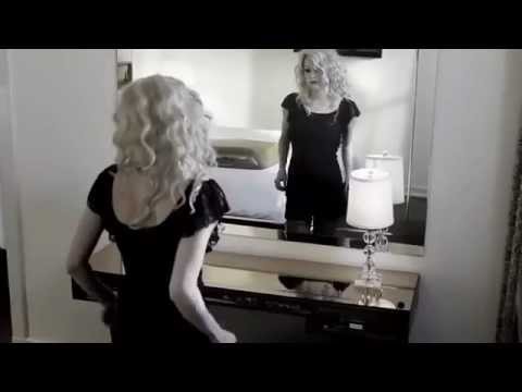 Avril Lavigne - Goodbye (Official Music Video) 2012