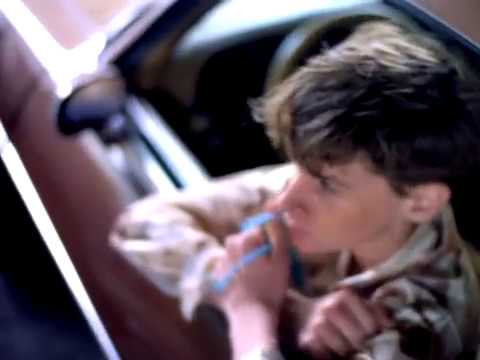 r e m everybody hurts songs music videos
